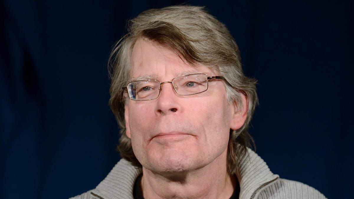 Стивен Кинг хочет помогать молодым режиссерам Стивен Кинг хочет помогать молодым режиссерам