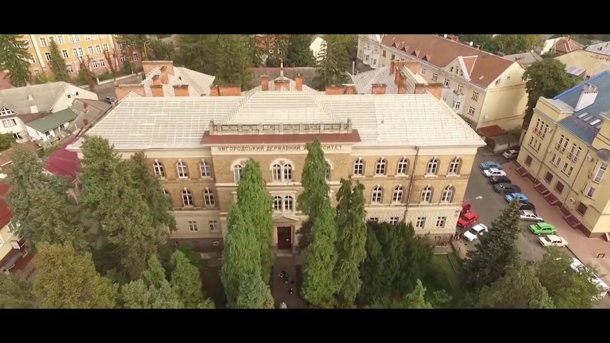 Ужгородський університет долучається до інформування українців про коронавірус Ужгородський університет долучається до інформування українців про коронавірус