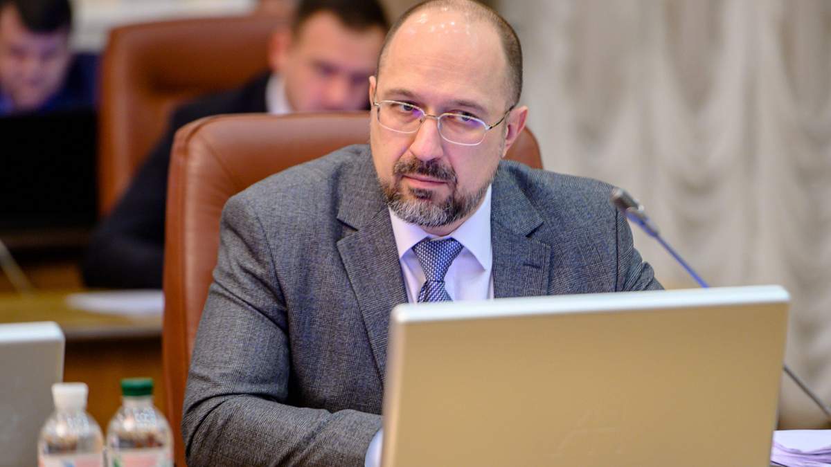 Бойовики не пускають абітурієнтів в Україну: реакція Кабміну Бойовики не пускають абітурієнтів в Україну: реакція Кабміну