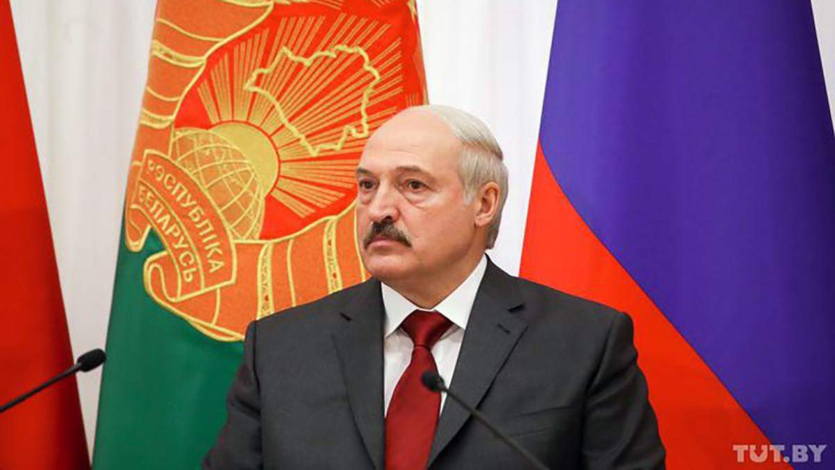 КНУ планує забрати в Лукашенка звання почесного доктора КНУ планує забрати в Лукашенка звання почесного доктора