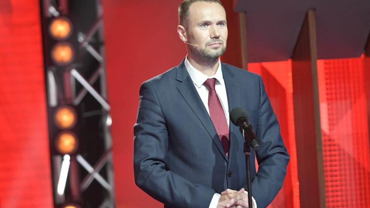 В Украине на самоизоляции находятся более 100 000 учеников и 320 школ В Украине на самоизоляции находятся более 100 000 учеников и 320 школ