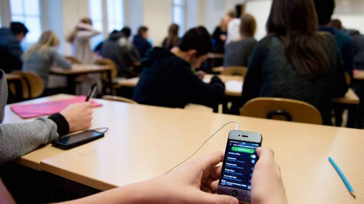Чи має право учень проводити фото-, відеозйомку у школі: пояснення Чи має право учень проводити фото-, відеозйомку у школі: пояснення