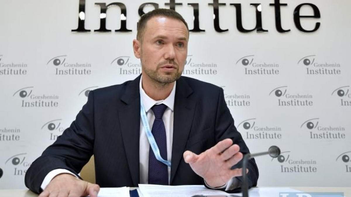 Зарплати вчителів будуть зростати: Шкарлет про призупинення постанови Зарплати вчителів будуть зростати: Шкарлет про призупинення постанови