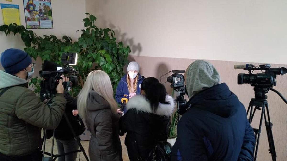 Булінг у вайбер-чаті: у Кропивницькому зацькували маму другокласниці Булінг у вайбер-чаті: у Кропивницькому зацькували маму другокласниці