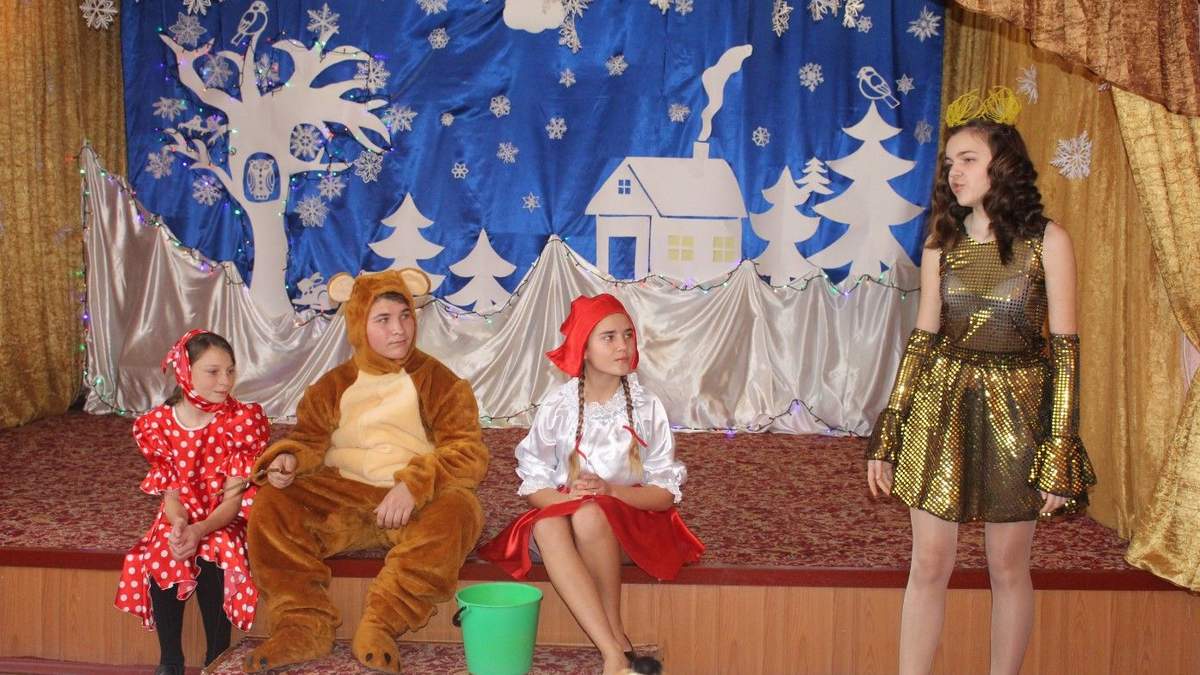 Новорічні свята у школах мають проходити без гостей, – уряд Новорічні свята у школах мають проходити без гостей, – уряд