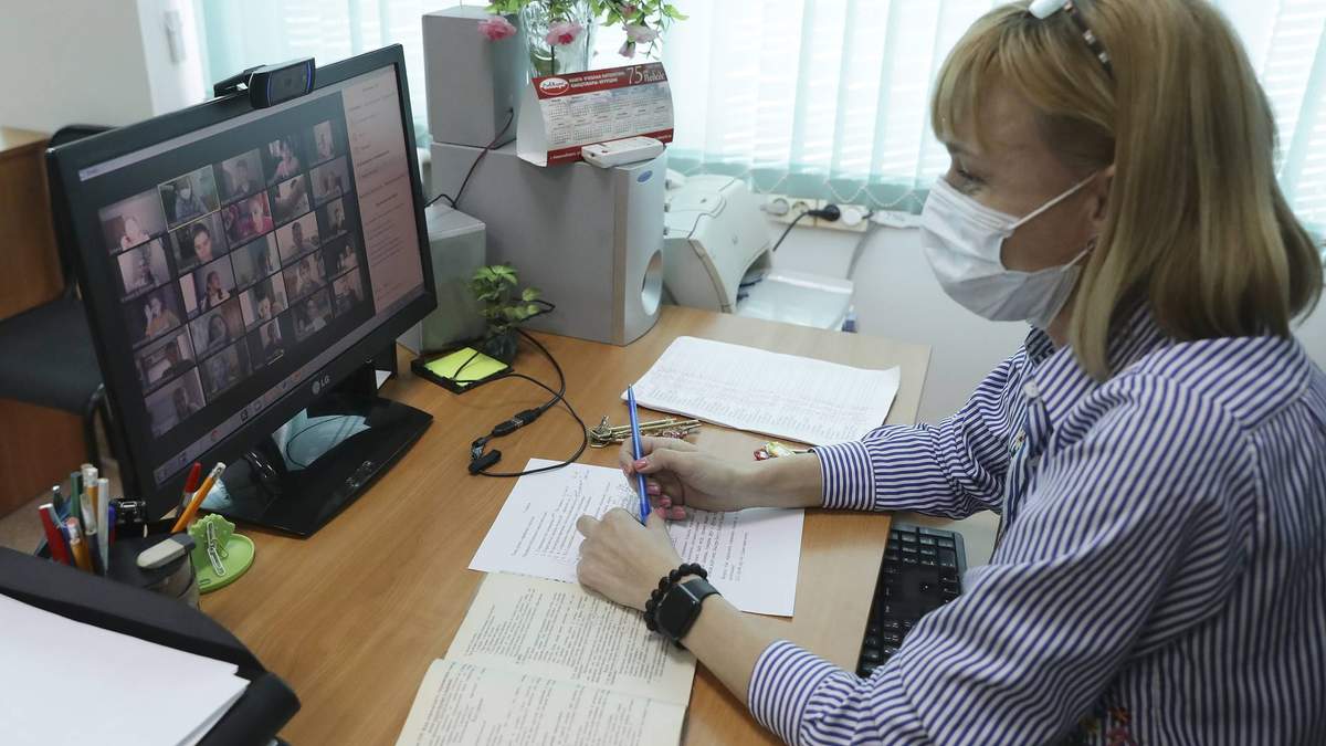 Сесії у вишах під час локдауну мають проходити онлайн, – МОН Сесії у вишах під час локдауну мають проходити онлайн, – МОН