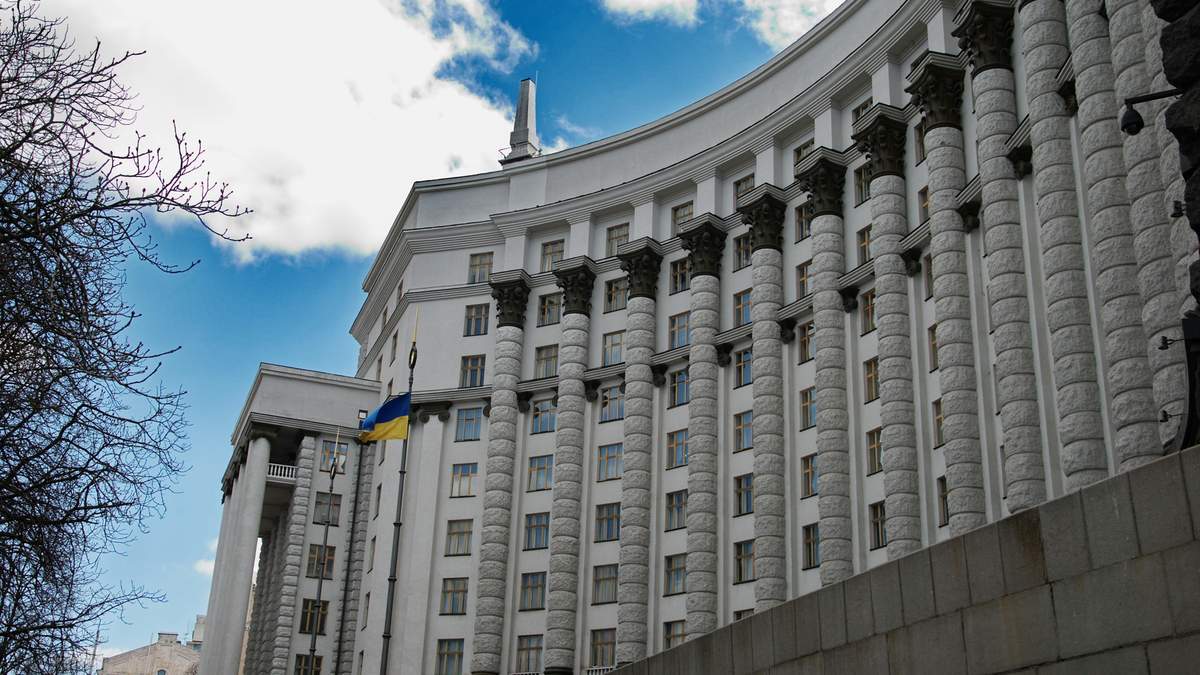 Кабмин уволил Андрея Витренко: что известно о заместителе Шкарлета Кабмин уволил Андрея Витренко: что известно о заместителе Шкарлета