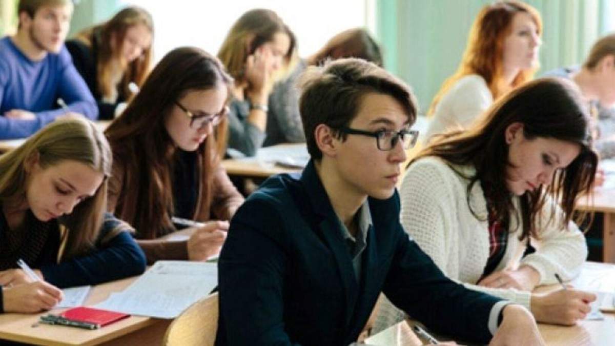 Учні 9 та 11 класів повернуться до очного навчання, – Шкарлет Учні 9 та 11 класів повернуться до очного навчання, – Шкарлет