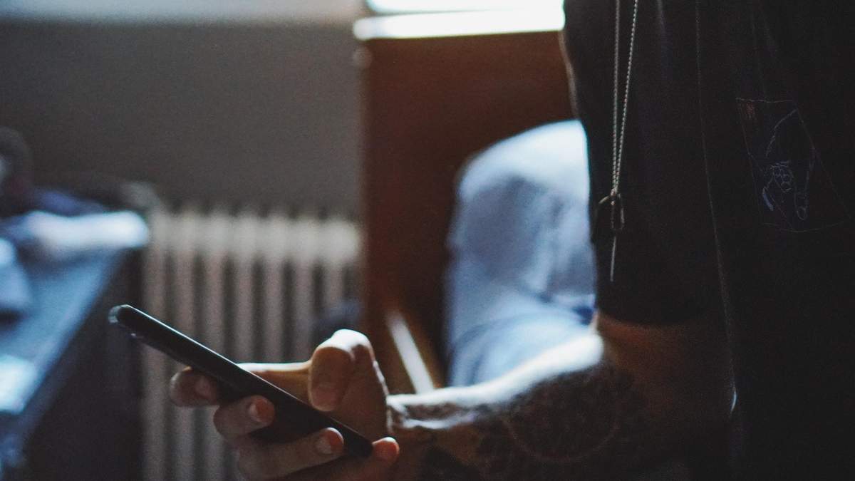 Керувати фінансами зі смартфону Керувати фінансами зі смартфону