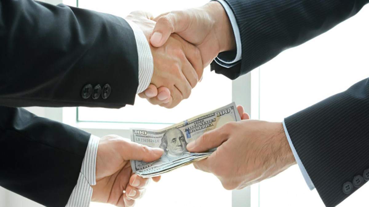 На Киевщине екс-ректор продавал успешное происхождения КРОКа На Киевщине екс-ректор продавал успешное происхождения КРОКа
