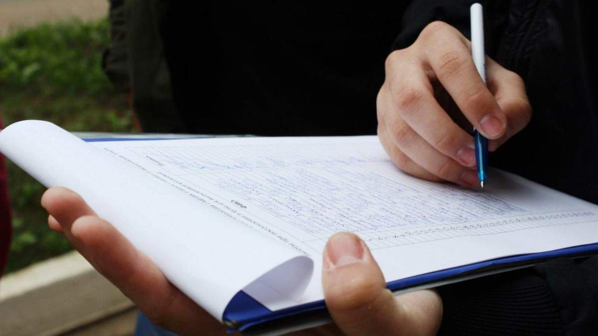 Нардепи зібрали підписи щодо скасування призначення Шкарлета міністром Нардепи зібрали підписи щодо скасування призначення Шкарлета міністром