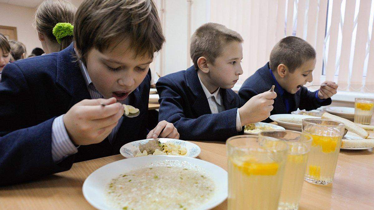 Уряд затвердив нові норми харчування у школах та закладах оздоровлення