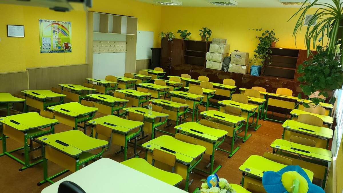 У Вінниці школа зекономила на вчительці і "забарикадувала" першокласників у класі – фото - Новини Вінниці сьогодні - Освіта У Вінниці школа зекономила на вчительці і "забарикадувала" першокласників у класі – фото - Новини Вінниці сьогодні - Освіта