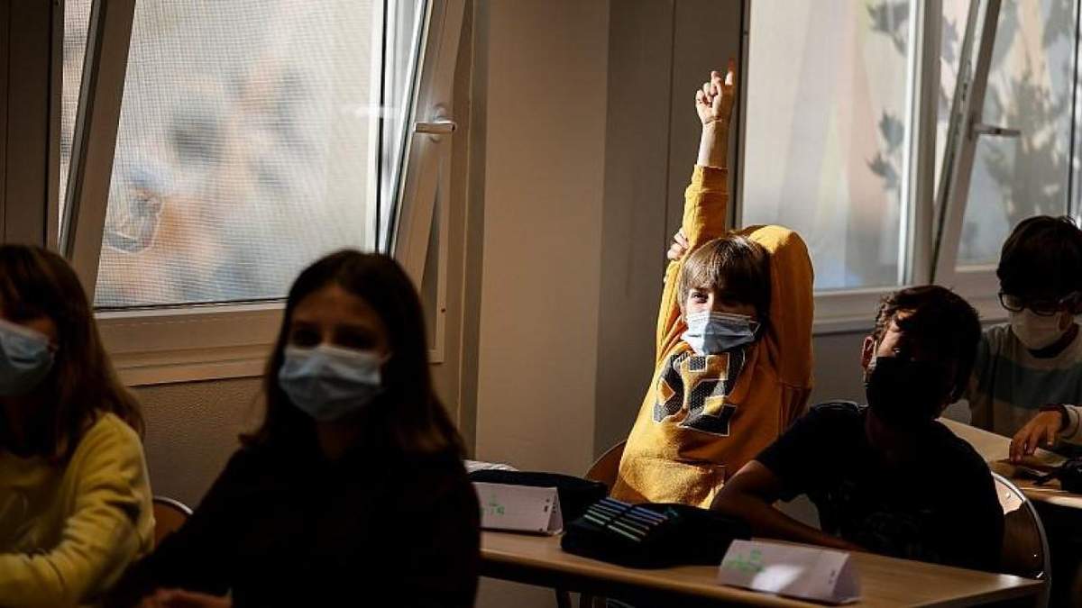 75% вчителі погрожують звільнитися: у Франції можуть закрити школи - Освіта