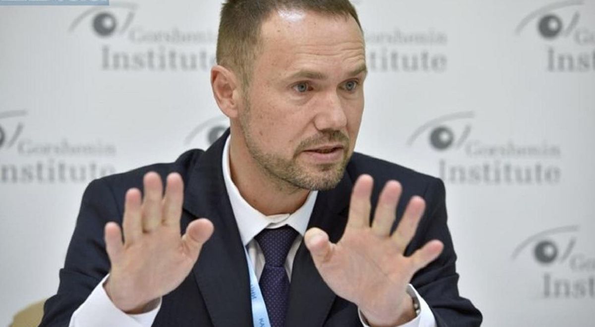 Науковці заявляють про утиски зі сторони Шкарлета