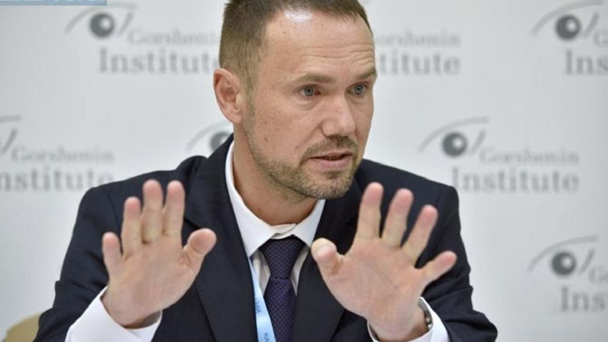 Науковці заявляють про утиски зі сторони Шкарлета Науковці заявляють про утиски зі сторони Шкарлета