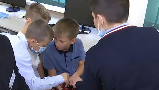 Захоплюються 3D-принтерами та дронами: у Києві STEM-освіта підкорила учнів