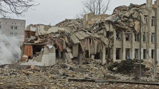 Російські війська пошкодили майже 500 шкіл в Україні