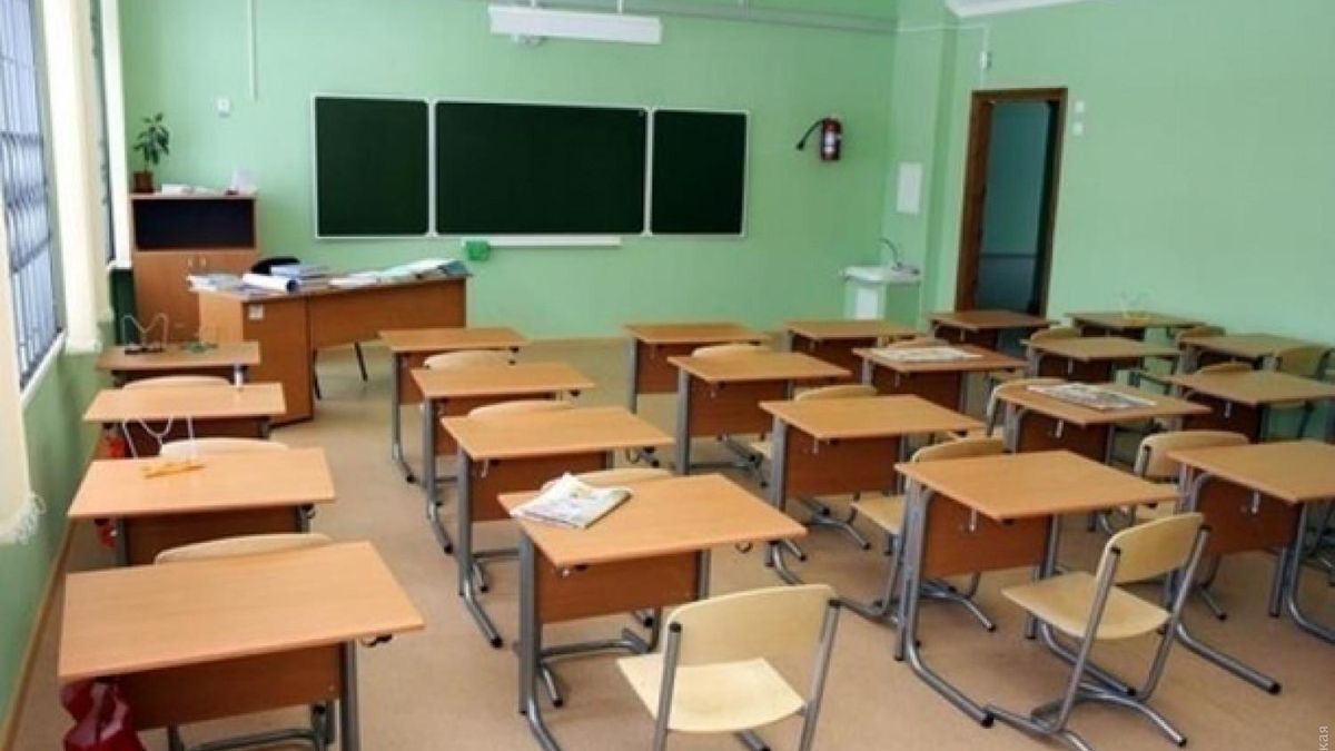 На Запоріжжі росіяни змушують вчителів почати навчання за російською програмою - Освіта