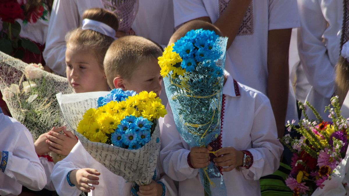У Києві останній дзвоник у школах провели в онлайн-форматі