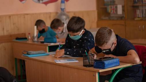 В школах Житомира тоже возобновили очное обучение: сколько классов остались на самоизоляции