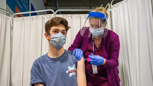 На що вакциновані школярі зможуть витратити "ковідну" 1000 гривень: пропозиція МОН